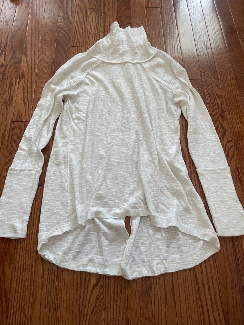 We The Free White Turtleneck Split Back Top Sz Medium